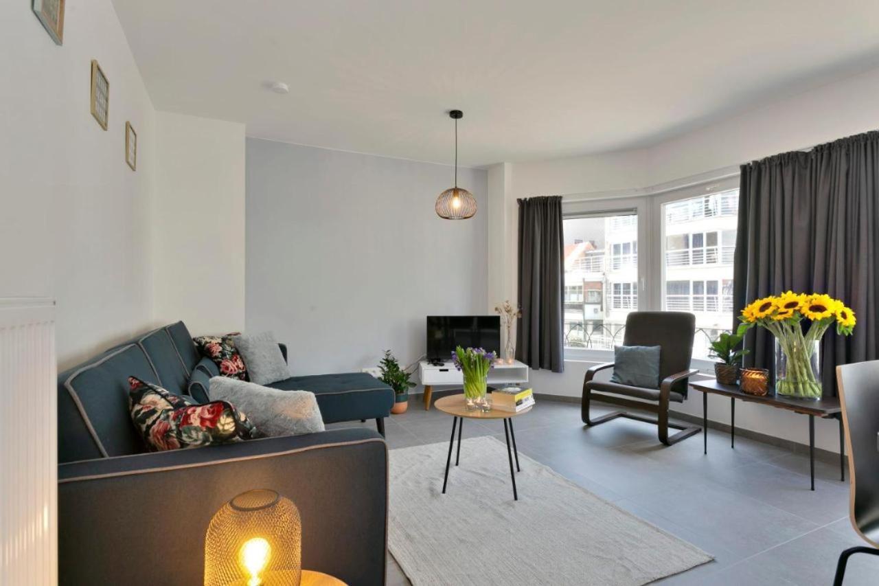 Delightful Family Apartment At Only 50 Meters From The Beach / Panne A Cote De Panne Eksteriør billede